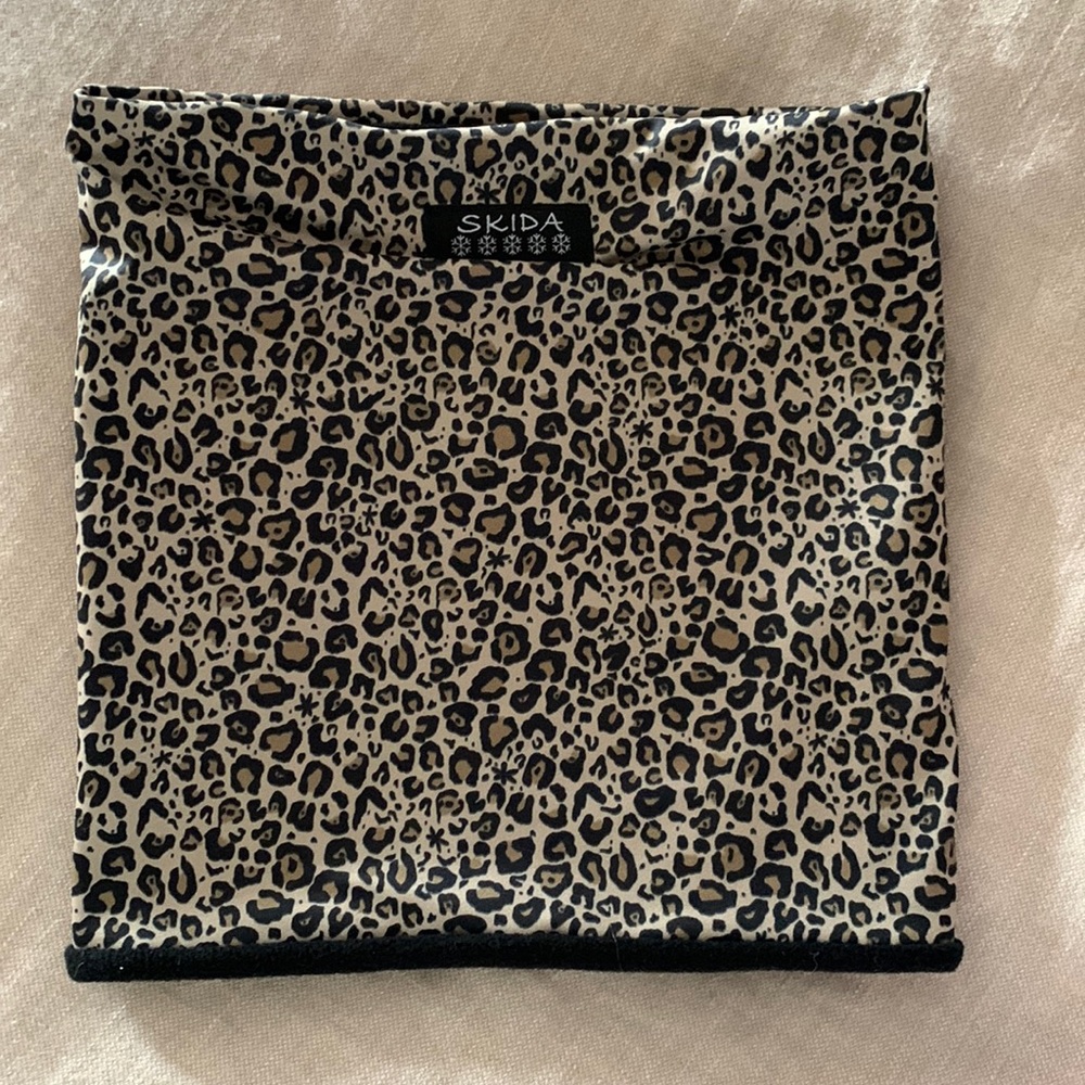 Skids warm neck cover